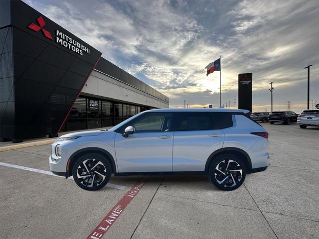 new 2024 Mitsubishi Outlander car, priced at $31,870