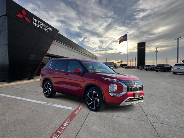 new 2024 Mitsubishi Outlander car, priced at $35,980