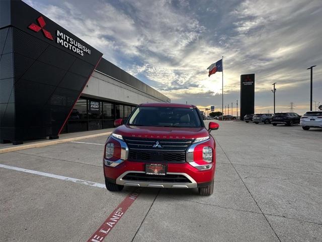 new 2024 Mitsubishi Outlander car, priced at $35,980