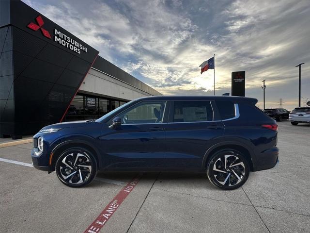 new 2024 Mitsubishi Outlander car, priced at $35,385