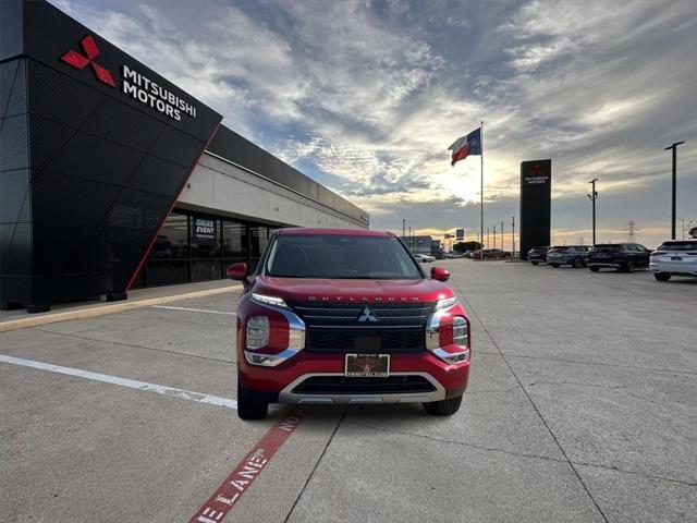 new 2024 Mitsubishi Outlander car, priced at $31,730