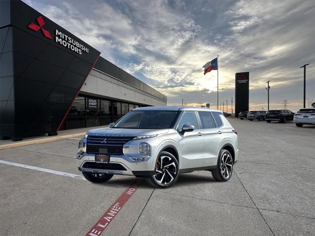 new 2024 Mitsubishi Outlander car, priced at $32,215