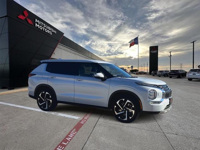 new 2024 Mitsubishi Outlander car, priced at $31,870