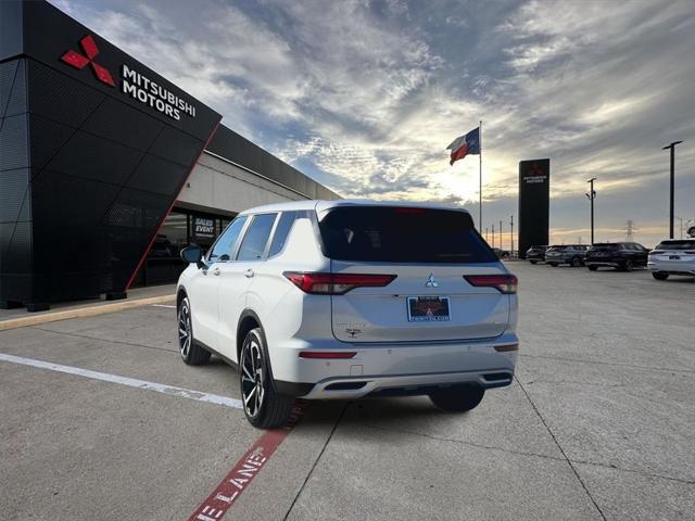 new 2024 Mitsubishi Outlander car, priced at $31,870