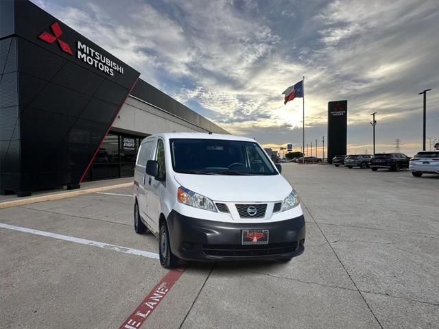 used 2019 Nissan NV200 car