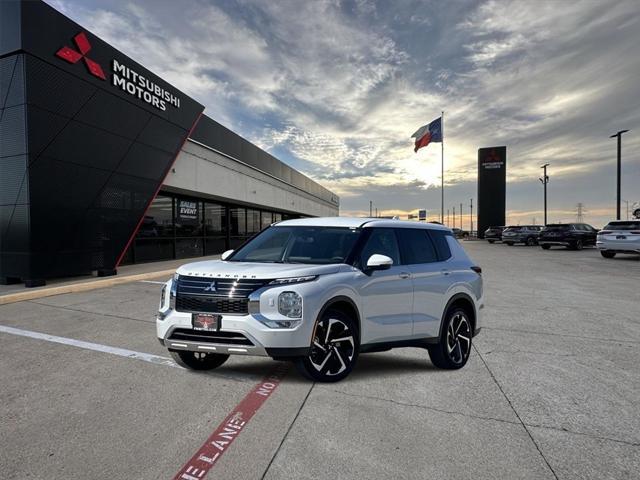 new 2024 Mitsubishi Outlander car, priced at $36,310