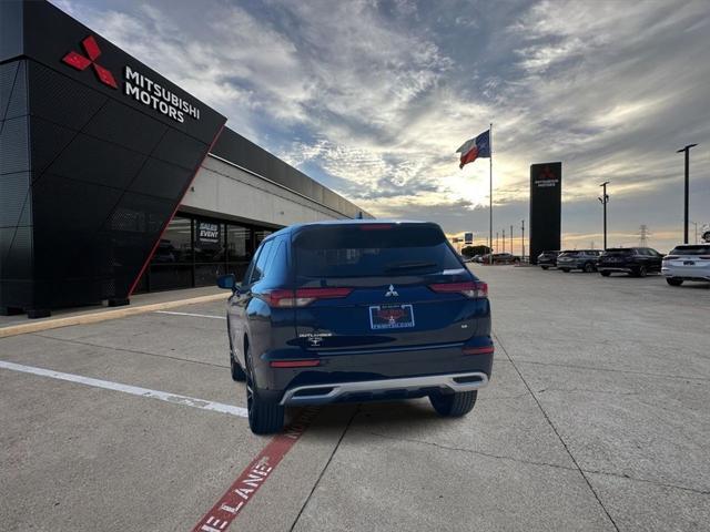 new 2024 Mitsubishi Outlander car, priced at $29,990