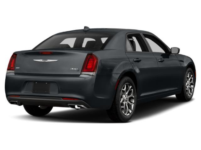 used 2018 Chrysler 300 car