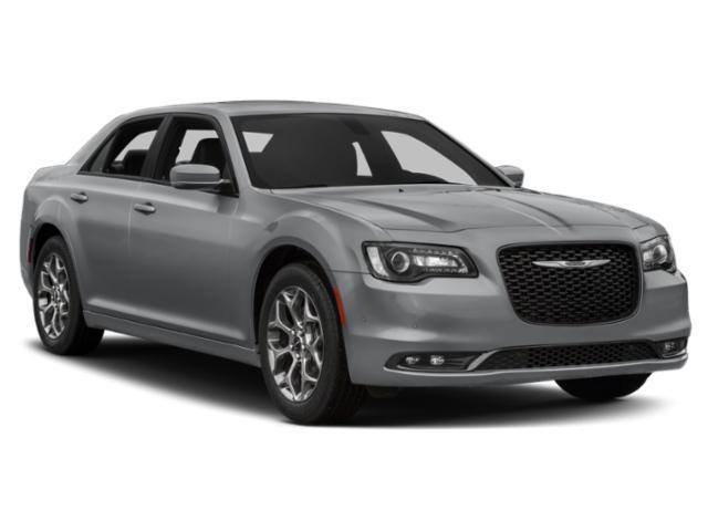 used 2018 Chrysler 300 car