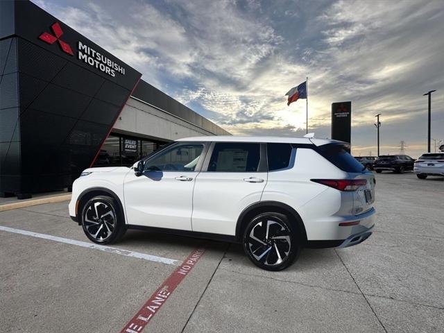 new 2024 Mitsubishi Outlander car, priced at $31,870