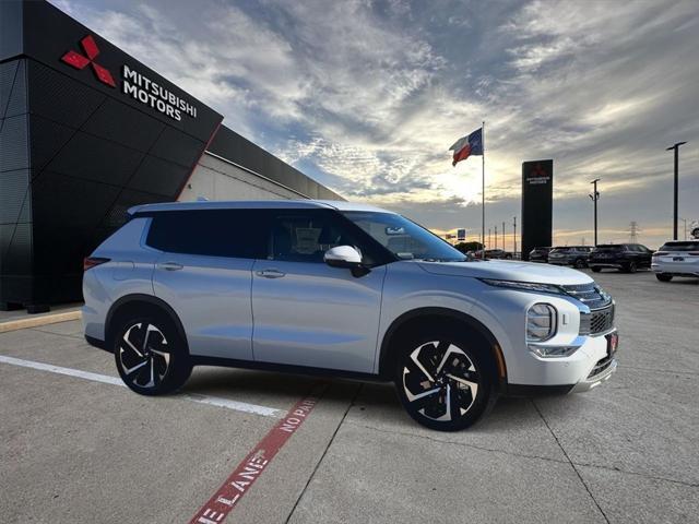 new 2024 Mitsubishi Outlander car, priced at $31,870