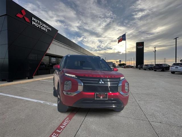 new 2025 Mitsubishi Outlander car, priced at $44,330