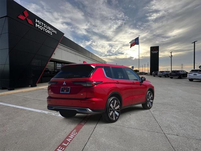 new 2025 Mitsubishi Outlander car, priced at $39,880