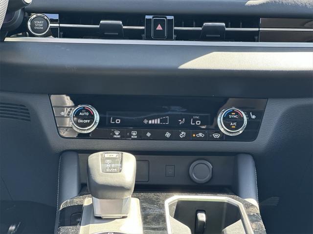 new 2025 Mitsubishi Outlander car, priced at $39,880