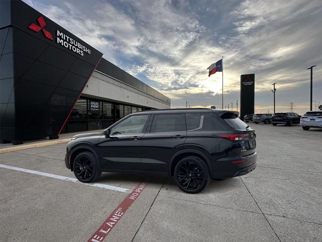 new 2024 Mitsubishi Outlander car, priced at $32,795