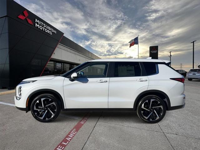 new 2024 Mitsubishi Outlander car, priced at $31,870