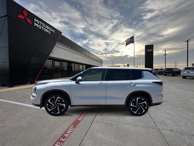 new 2024 Mitsubishi Outlander car, priced at $35,850