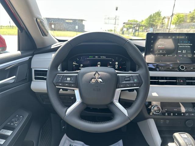 new 2025 Mitsubishi Outlander car, priced at $38,080
