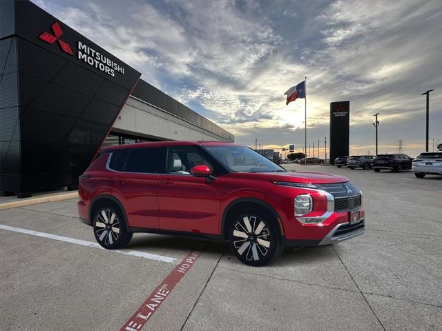new 2025 Mitsubishi Outlander car, priced at $38,080