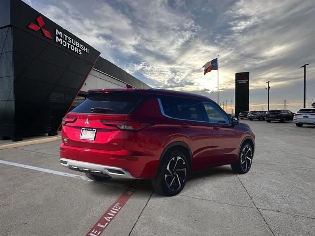 new 2024 Mitsubishi Outlander car, priced at $32,385