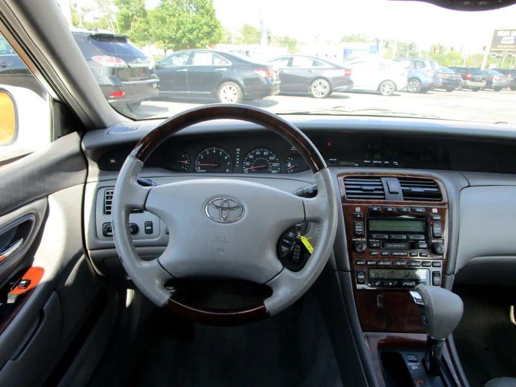 used 2004 Toyota Avalon car, priced at $6,900