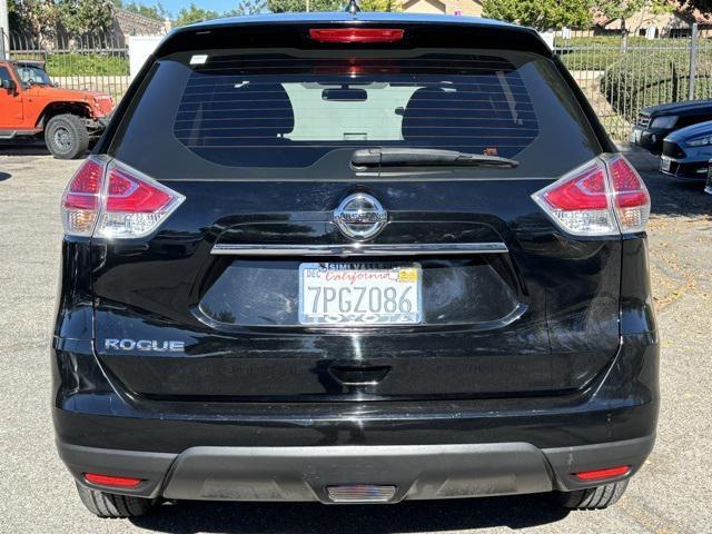 used 2015 Nissan Rogue car, priced at $9,999