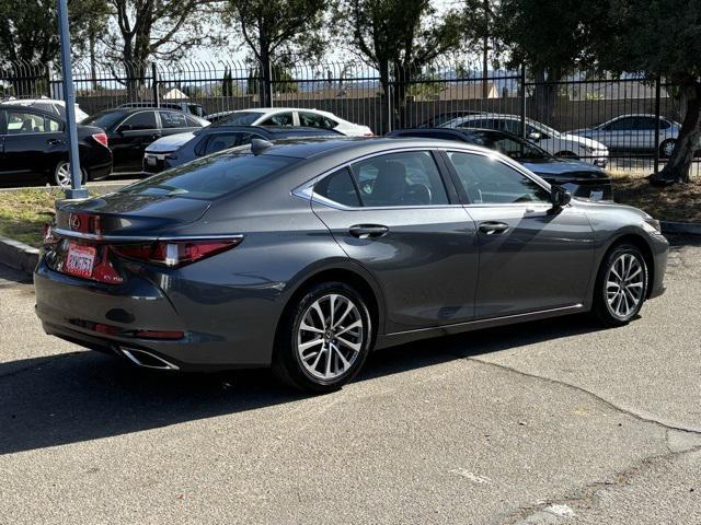 used 2022 Lexus ES 350 car, priced at $31,999