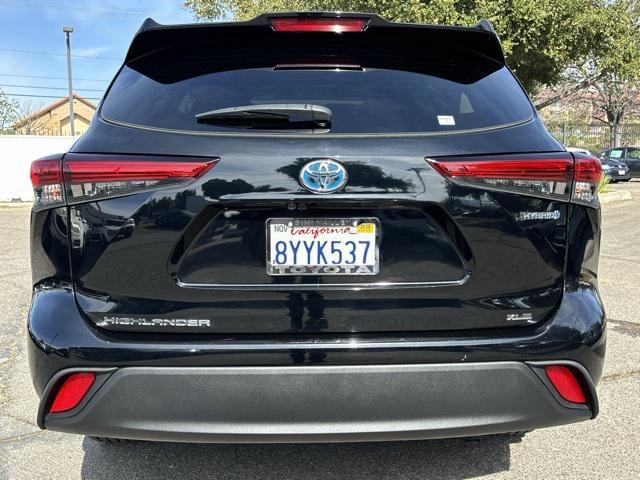 used 2022 Toyota Highlander Hybrid car, priced at $39,695