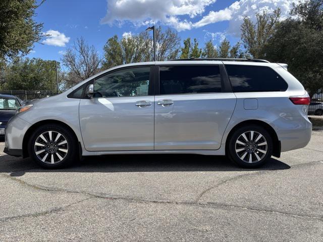 used 2018 Toyota Sienna car, priced at $30,999