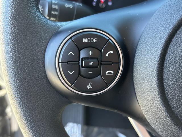 used 2021 Kia Soul car, priced at $10,999