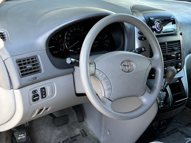 used 2007 Toyota Sienna car, priced at $6,999