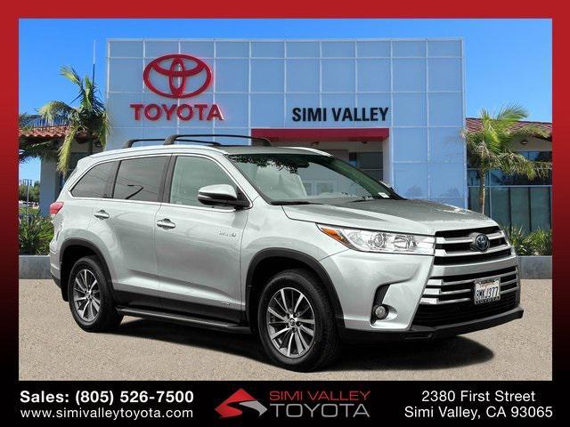 used 2019 Toyota Highlander Hybrid car, priced at $33,745