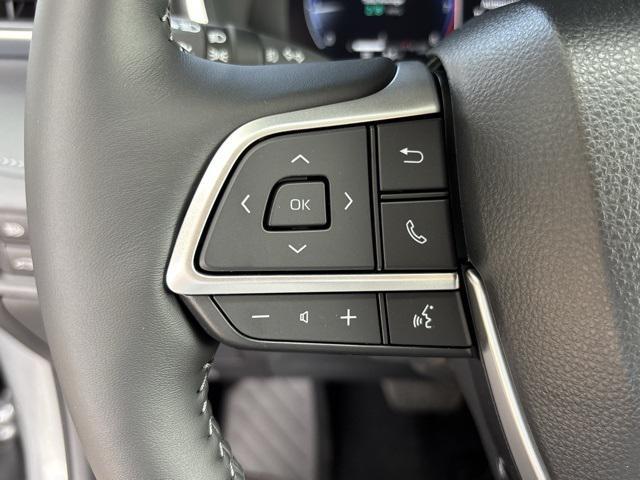 new 2025 Toyota Highlander car, priced at $53,185