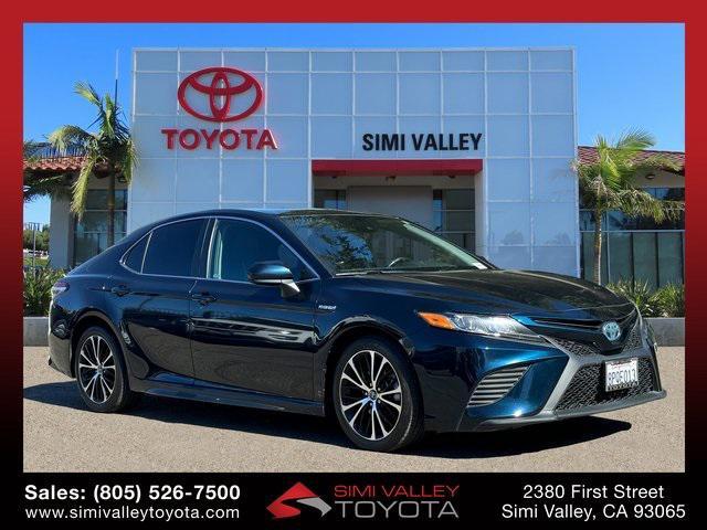 used 2020 Toyota Camry Hybrid car, priced at $20,495