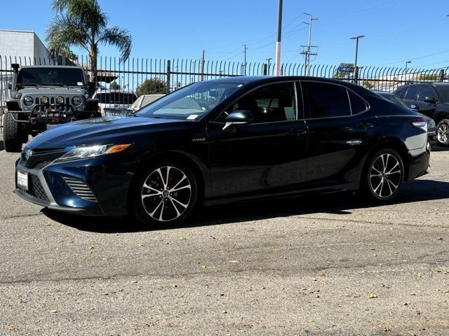 used 2020 Toyota Camry Hybrid car, priced at $20,495