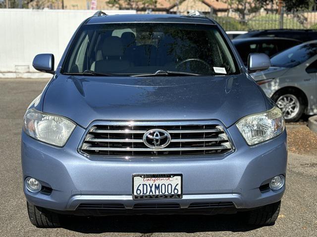 used 2008 Toyota Highlander car, priced at $10,999