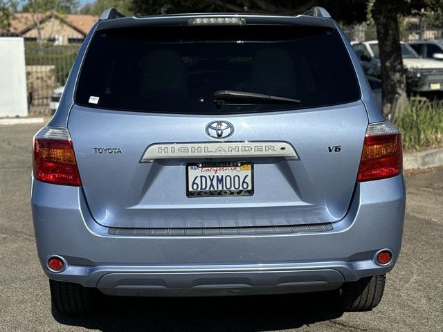 used 2008 Toyota Highlander car, priced at $10,999