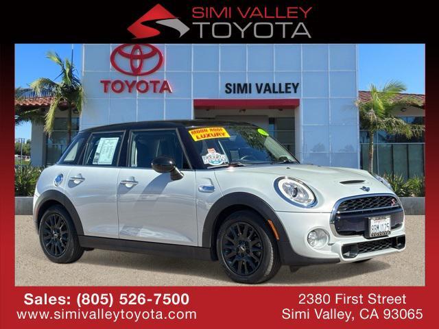 used 2018 MINI Hardtop car, priced at $15,999