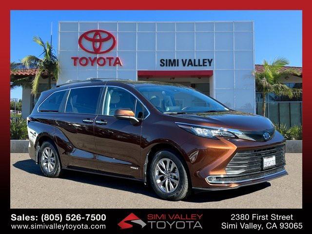 used 2021 Toyota Sienna car, priced at $42,999