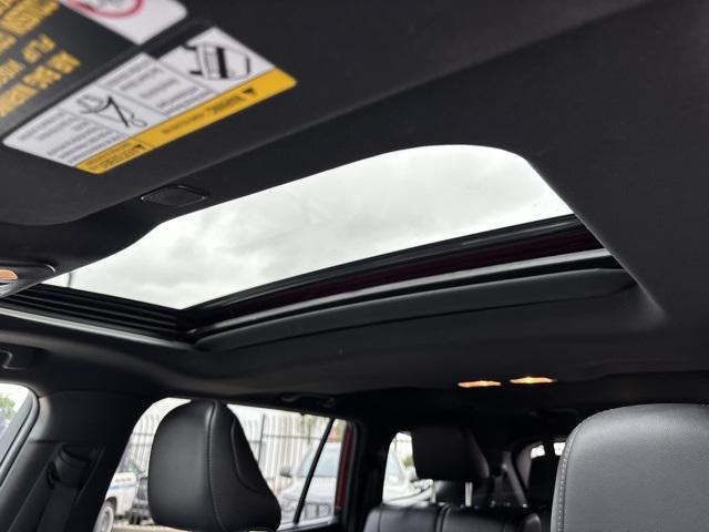 used 2023 Toyota Highlander car, priced at $38,999
