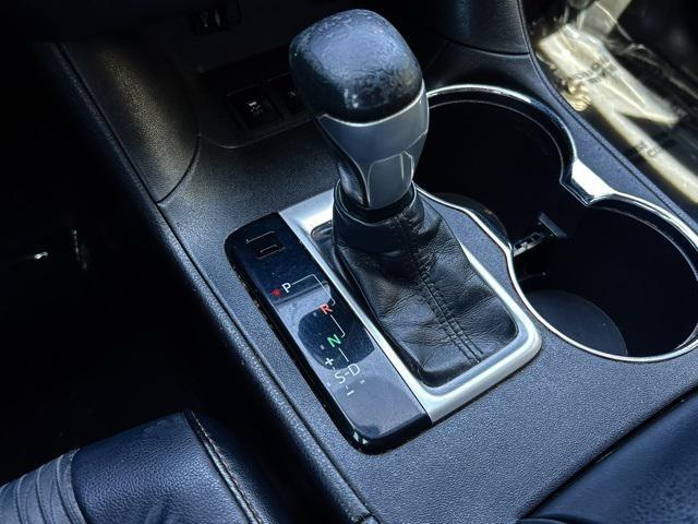 used 2015 Toyota Highlander car, priced at $14,999