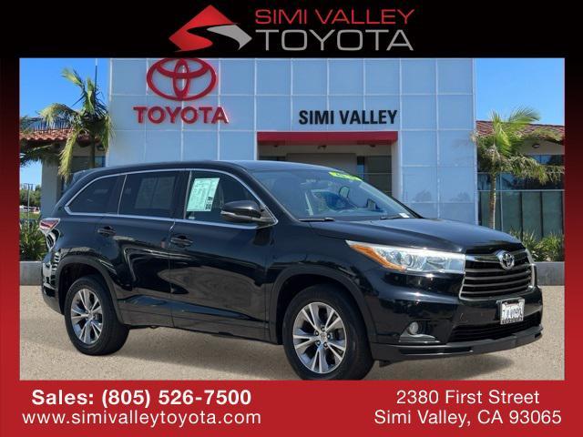 used 2015 Toyota Highlander car, priced at $15,999