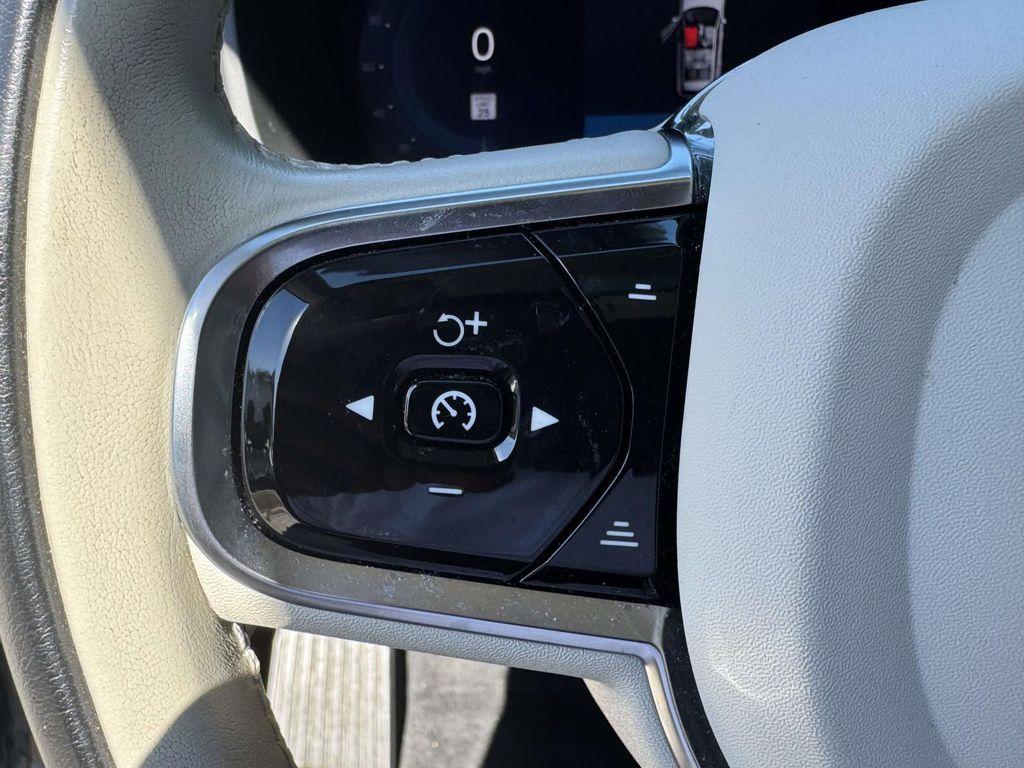 used 2024 Volvo XC90 car, priced at $42,985