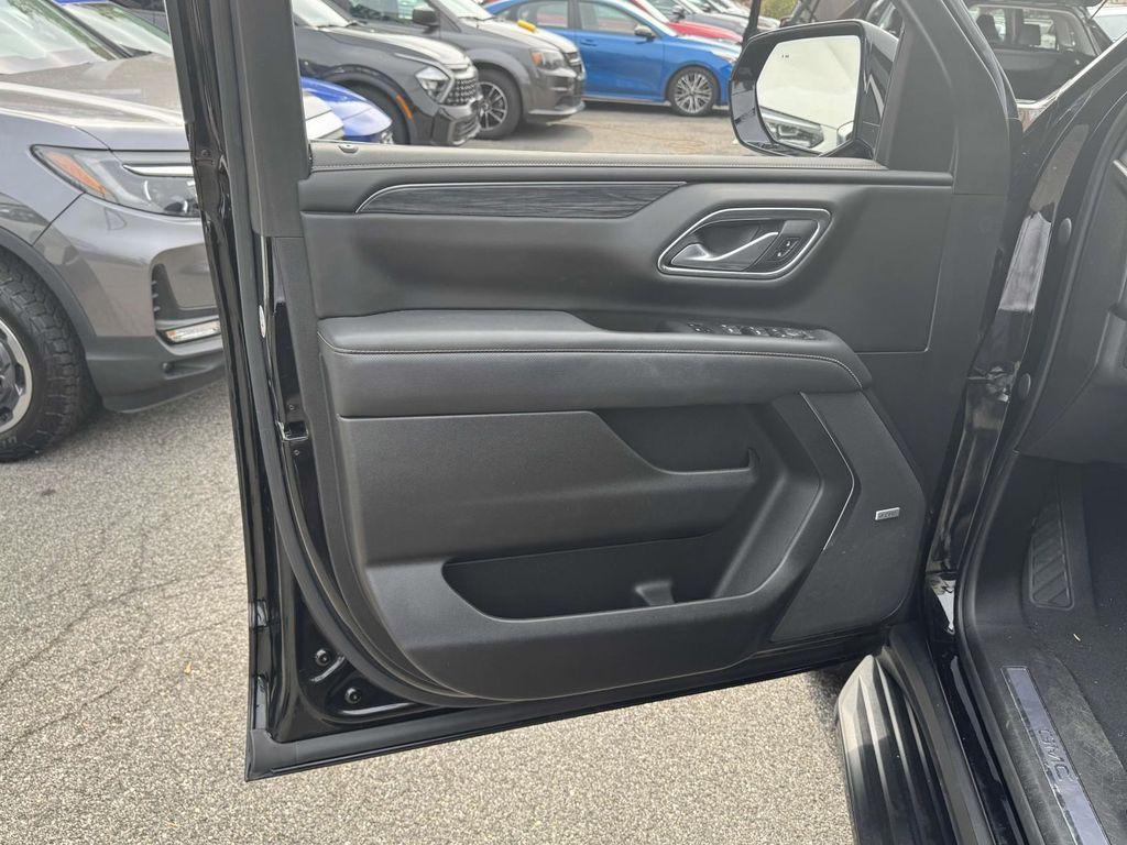 used 2022 GMC Yukon car, priced at $48,985