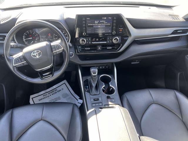 used 2021 Toyota Highlander car, priced at $30,995