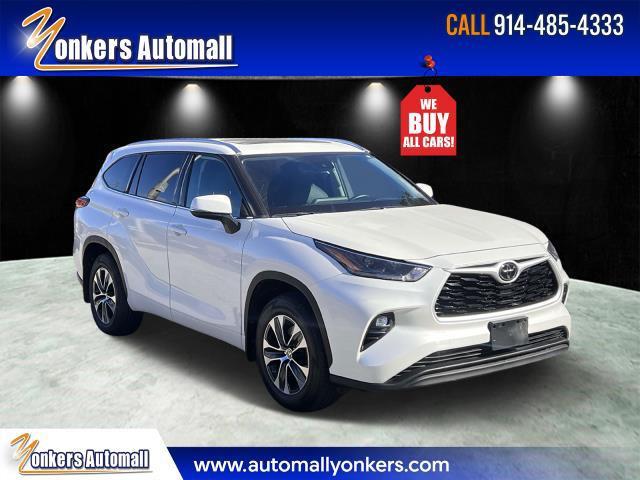 used 2021 Toyota Highlander car, priced at $30,995