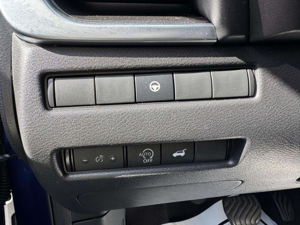 used 2023 Nissan Rogue car, priced at $17,985