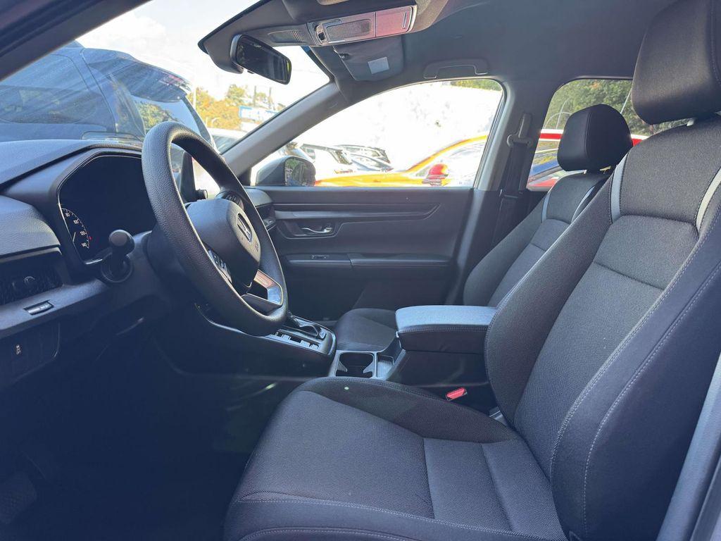 used 2025 Honda CR-V car, priced at $27,985