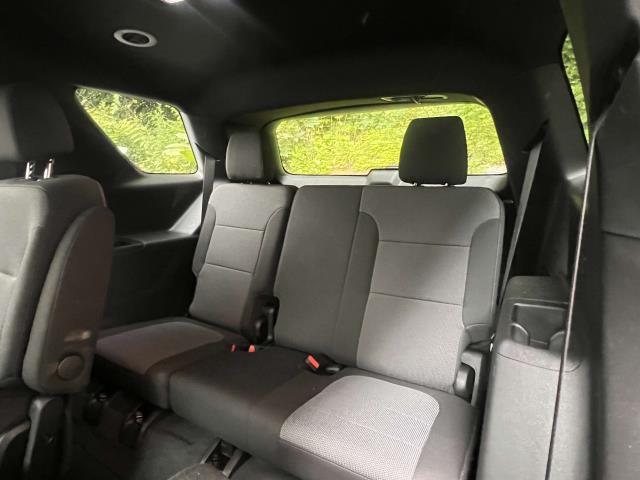 used 2023 Chevrolet Traverse car, priced at $27,985