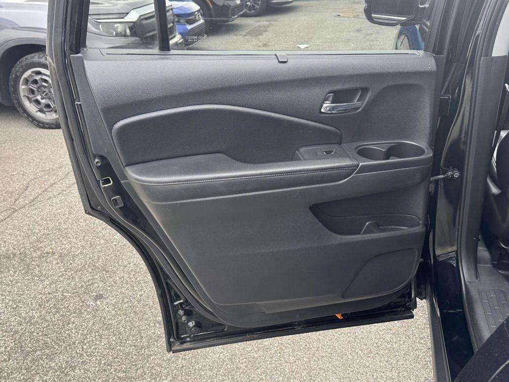 used 2021 Honda Pilot car, priced at $28,485